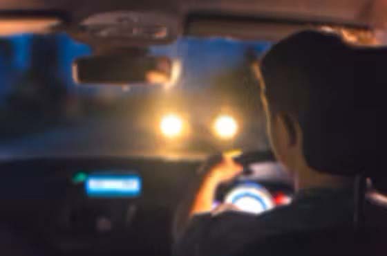 Redenen waarom u 's nachts niet kunt zien tijdens het rijden - Koplampen